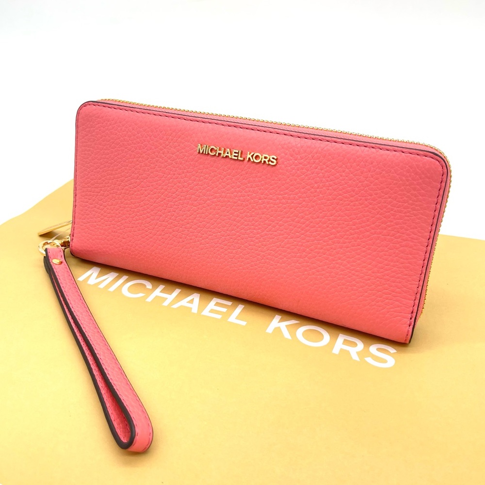 Michael Kors Large Continental Wallet Wristlet - Picture 3 of 6